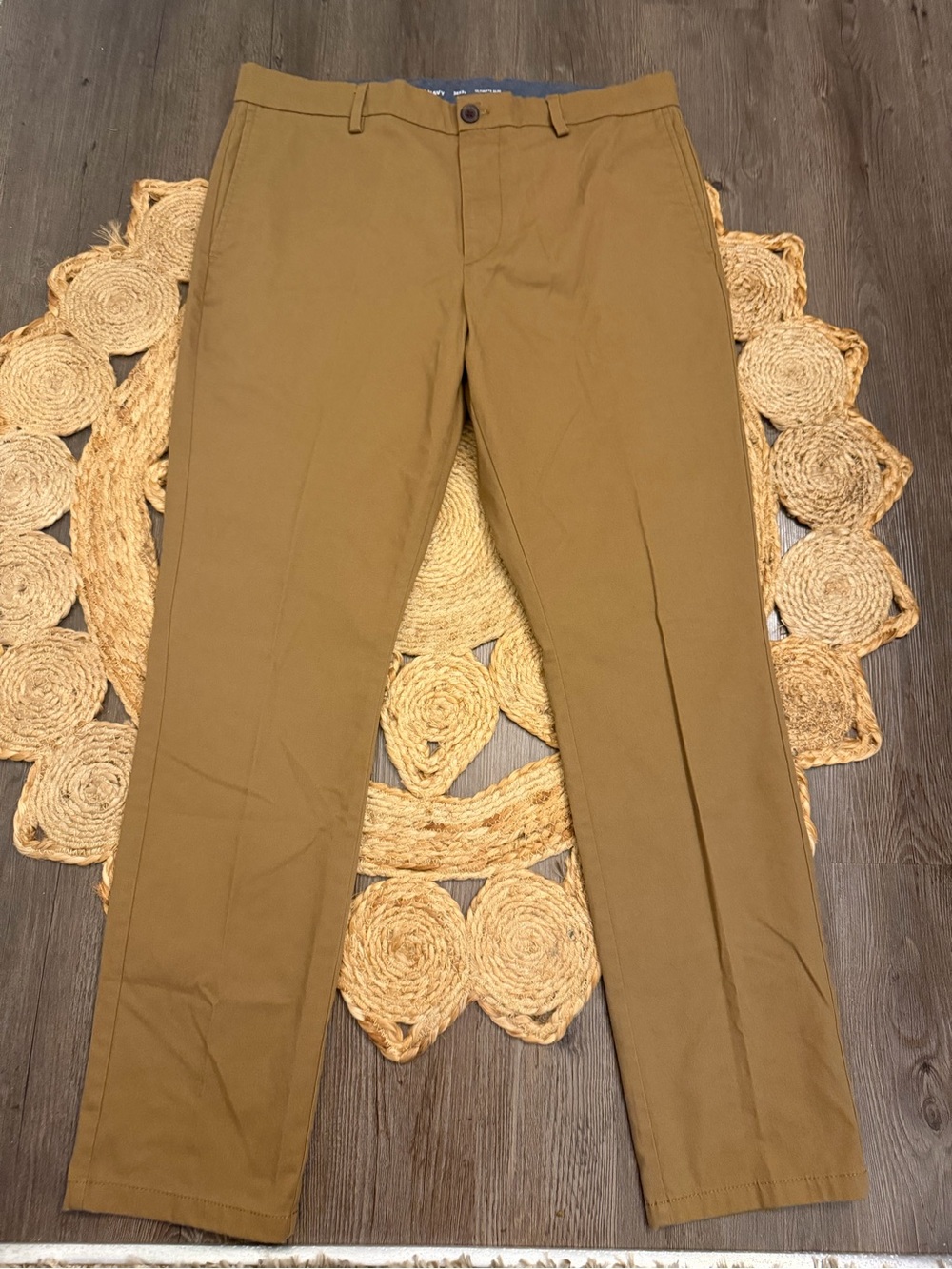 Old Navy Men's Khaki Chino Pants in Brown